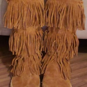 Nature Breeze Fringe Moccasin Flat Boots Size 8.5